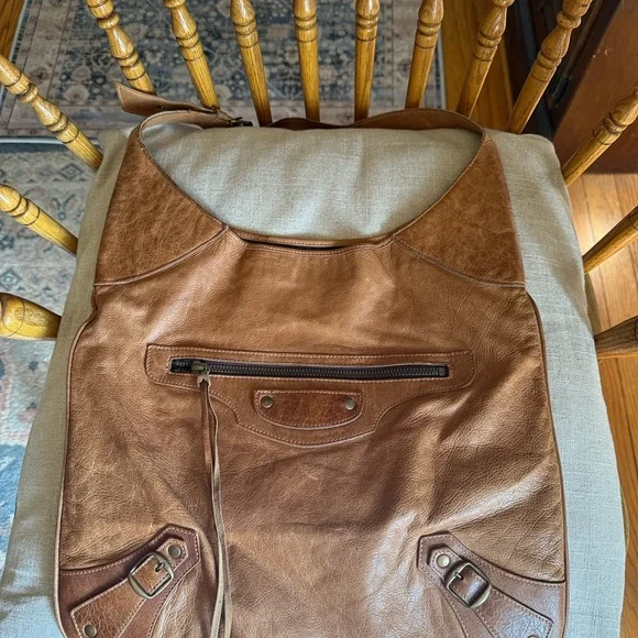 BALENCIAGA S02 Caramel Flat Brass Hobo Moto Bag, Chevre Leather - Rare & HTF - Picture 12 of 16